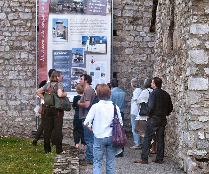 exposition dans les villages